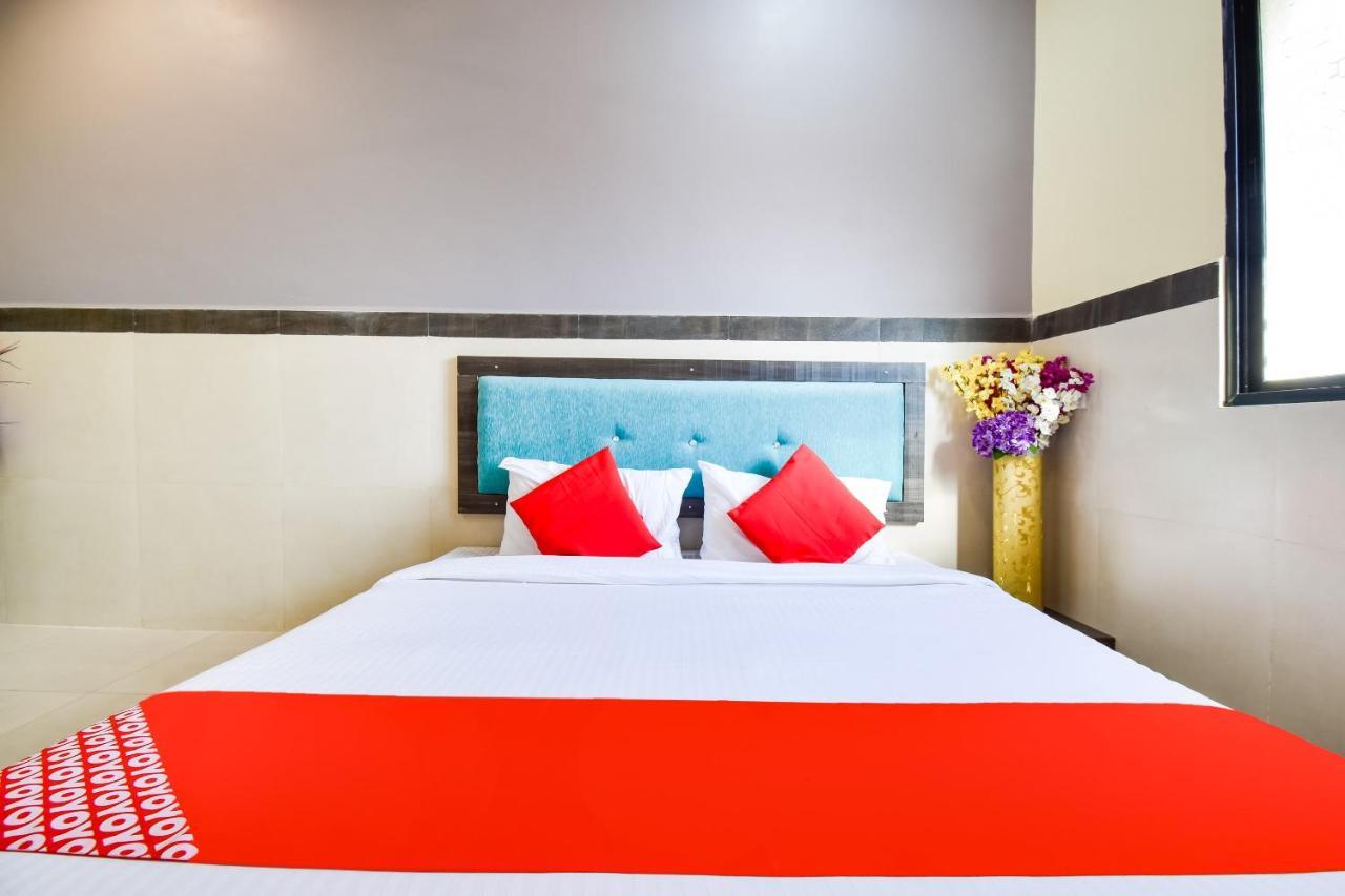 Oyo Hotel Karemore Celebration Bhandāra Zewnętrze zdjęcie